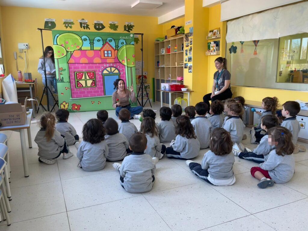 At I2 we enjoyed a storytelling session to learn new vocabulary in English